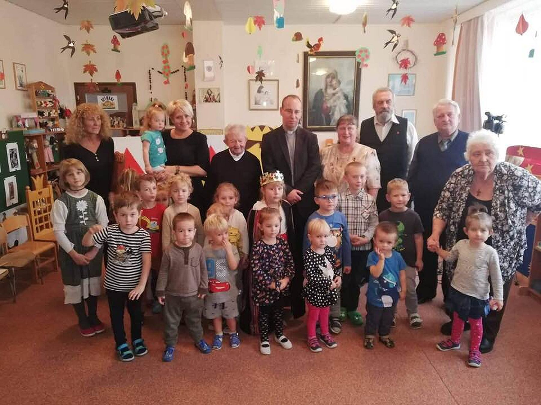Fehérvári küldöttség látogatott a felvidéki Párkány Szent Imre Egyházi Óvodájába